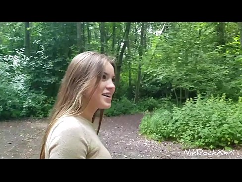❤️ Evelini sem predlagal, da bi seksala na javnem mestu! Rekla je da. Potem sem jo zajebal v rit in ji naredil spermo v usta. Nato se je posrkala. ️❌ Super seks na sl.vegasservice.ru ❌❤