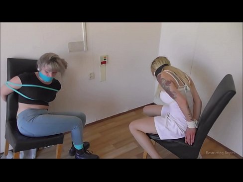 ❤️ Zasvojena / zvezana in z usti / deklica v stiski ️❌ Super seks na sl.vegasservice.ru ❌❤