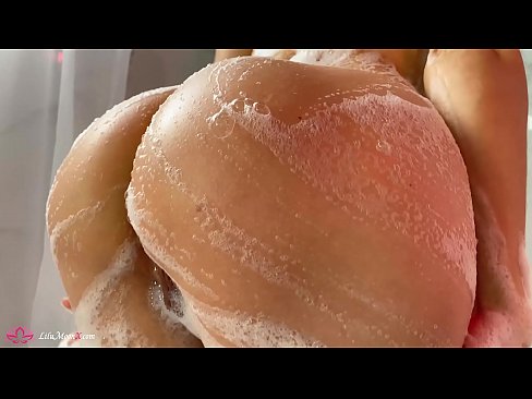 ❤️ Brunetka masturbira pičko z vibratorjem do intenzivnega orgazma pod tušem ️❌ Super seks na sl.vegasservice.ru ❌❤